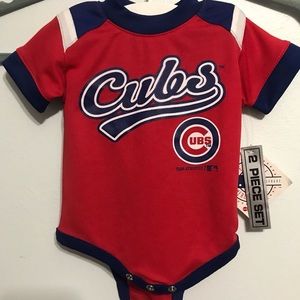 Cubs onesie w/ matching shorts